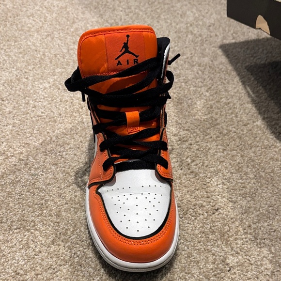Nike Air Jordan - Picture 5 of 5